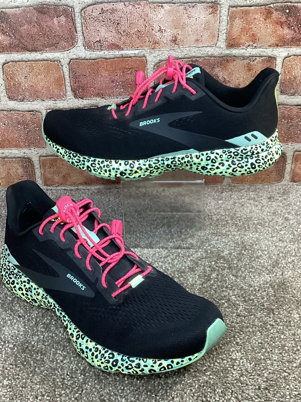 Brooks Launch 8 women’s Running shoes size 11